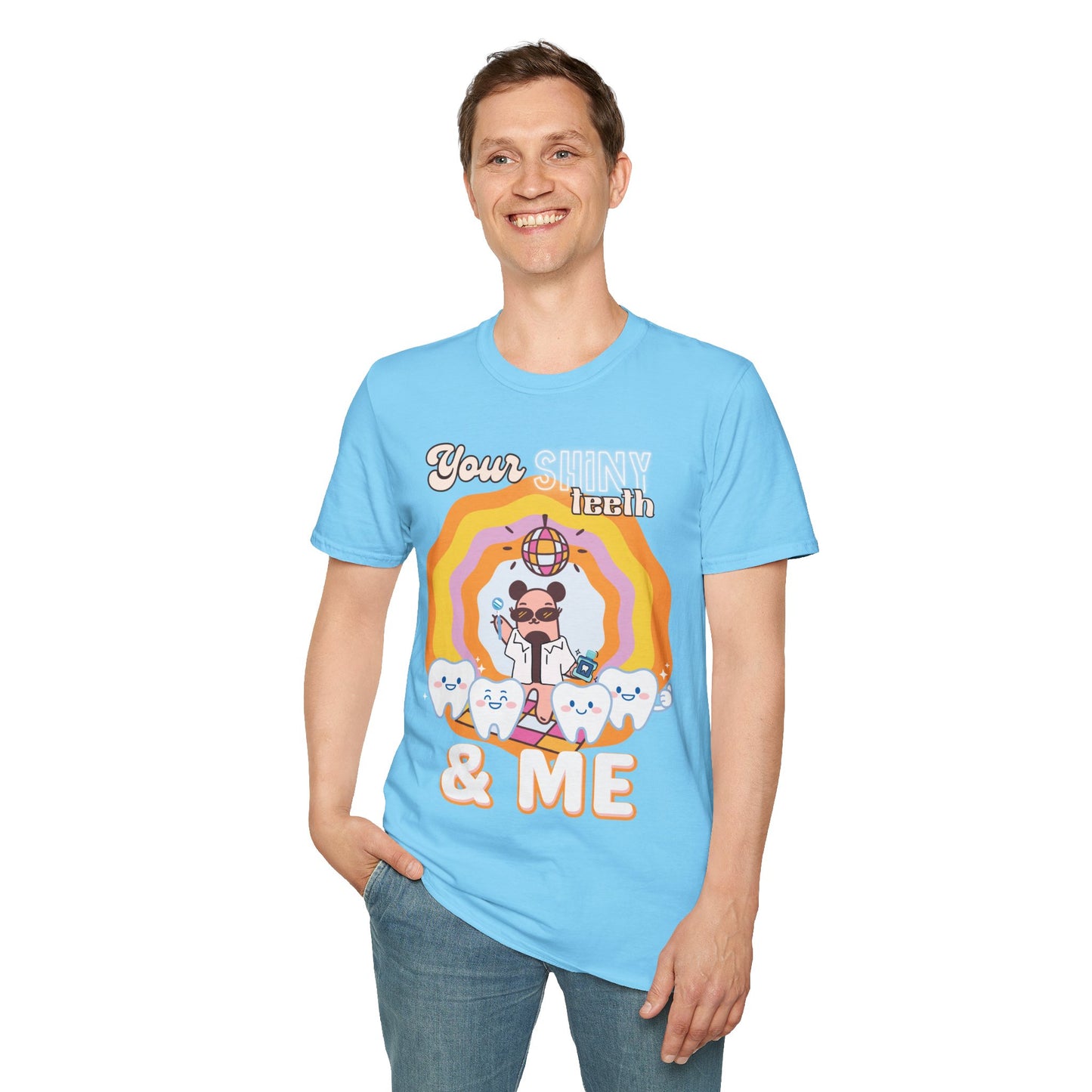 SHINY TEETH & ME | Unisex Softstyle T-Shirt